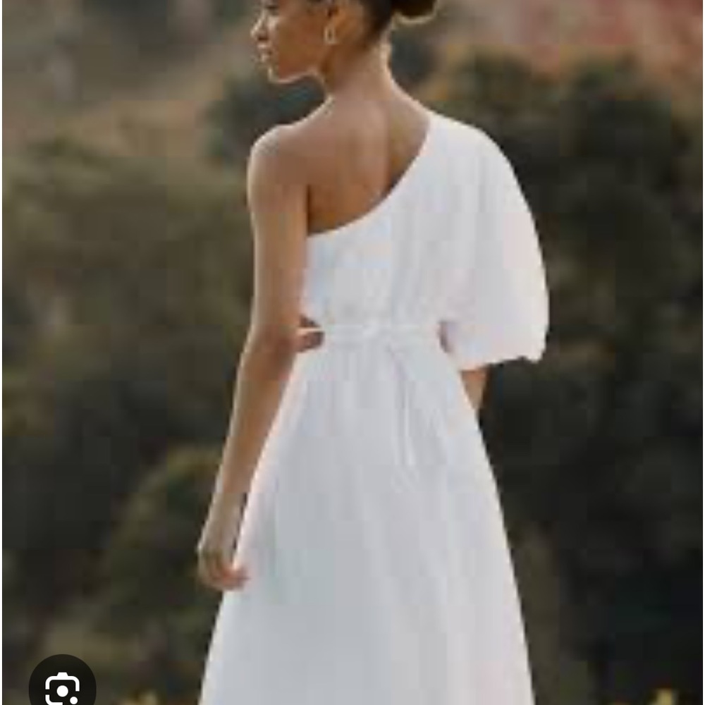 DISSH  The Bennet 100% linen one shoulder